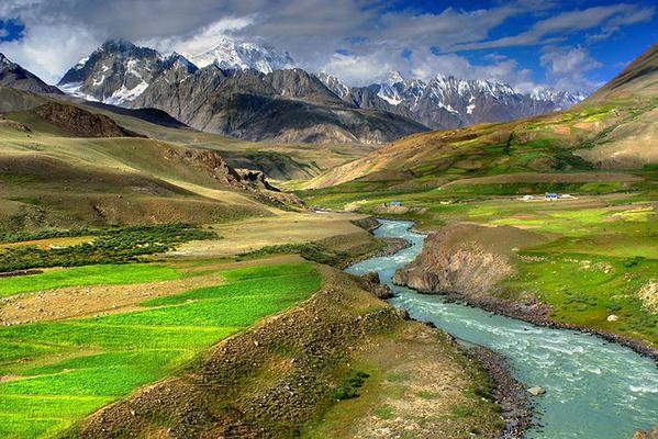 01+Kalash+Valley+Chitral+Pakistan.jpg
