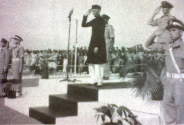 MA_Jinnah_at_Risalpur_3.jpg